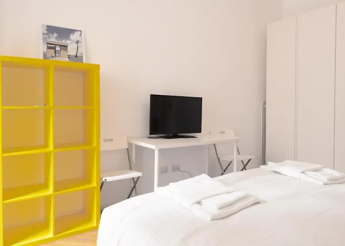 Apartament Bnbutler - Casa Lario - Isola District Mediolan
