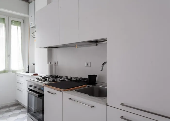 Bnbutler - Casa Lario - Isola District Apartament